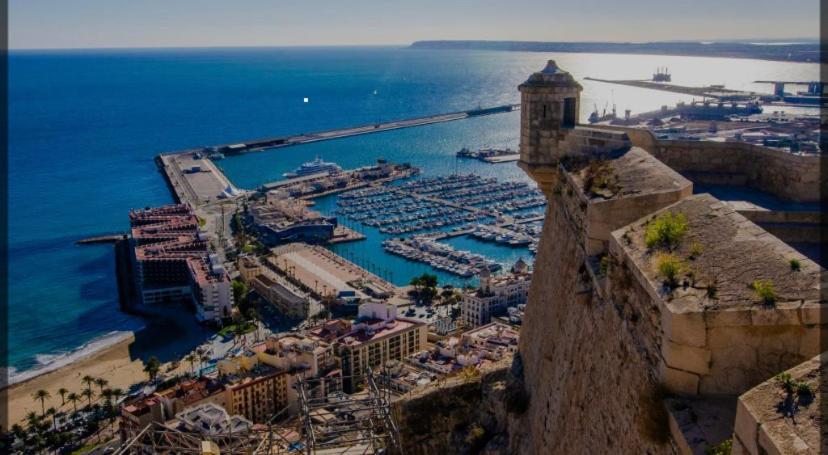 Castle View Villa Alicante Kültér fotó